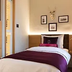 Brunnenhaus Schloss Landau 4* Bad Arolsen