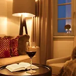 Brunnenhaus Schloss Landau 4*