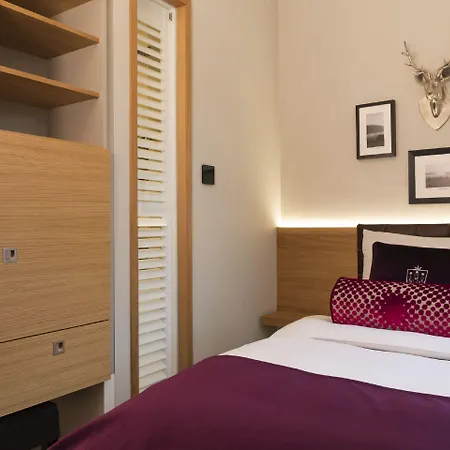 Hotel Brunnenhaus Schloss Landau 4*