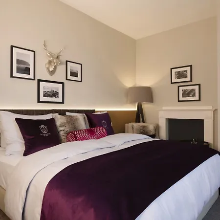 Brunnenhaus Schloss Landau Hotel Bad Arolsen