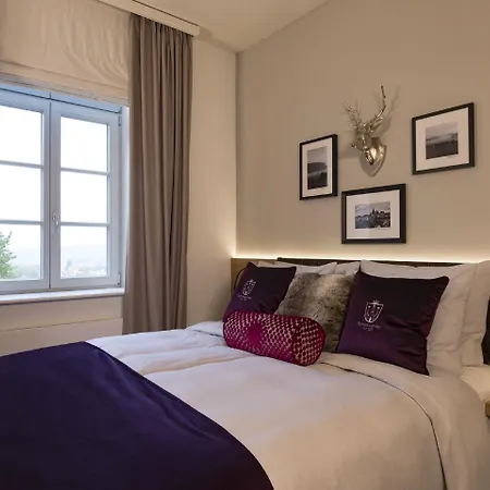 Brunnenhaus Schloss Landau Hotel Bad Arolsen