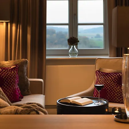 Brunnenhaus Schloss Landau Hotel Bad Arolsen