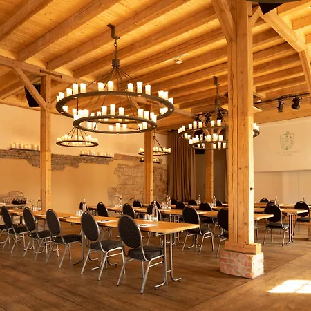 Brunnenhaus Schloss Landau Hotel Bad Arolsen