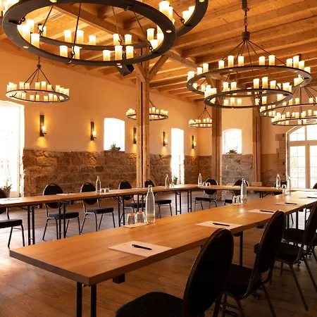 Szálloda Brunnenhaus Schloss Landau