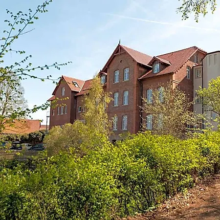 Brunnenhaus Schloss Landau 4*