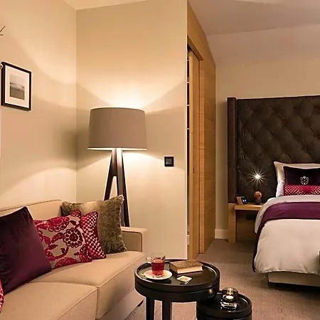 Ξενοδοχείο Brunnenhaus Schloss Landau 4*