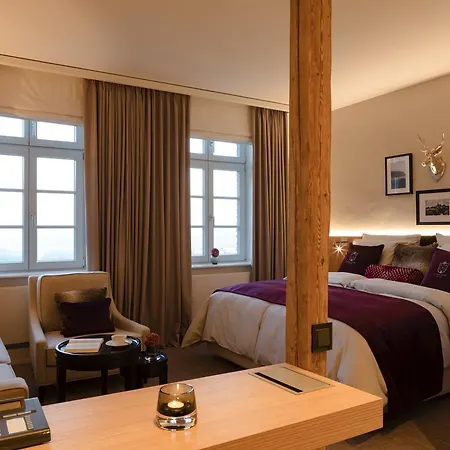 Brunnenhaus Schloss Landau Hotel 4*