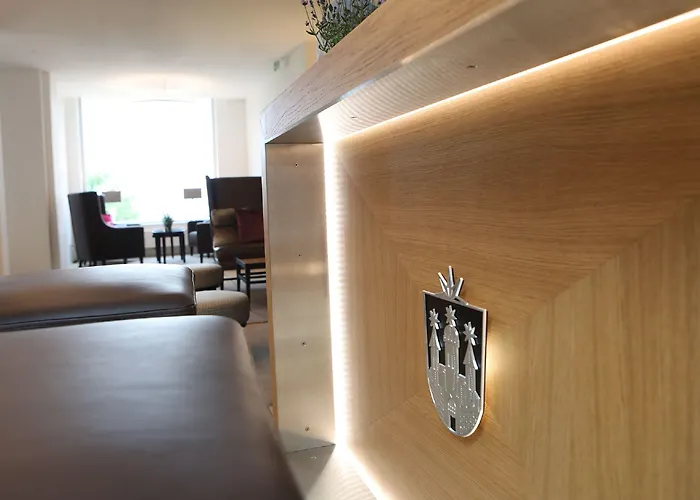 Brunnenhaus Schloss Landau Hotel 4*