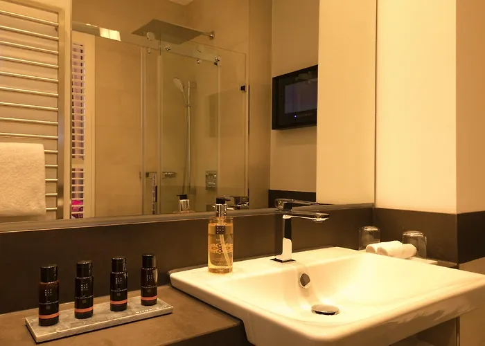 Hotel Brunnenhaus Schloss Landau 4*