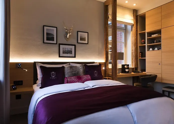 Brunnenhaus Schloss Landau Hotel 4*