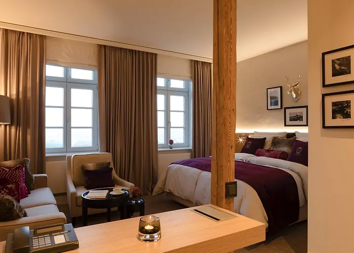 Brunnenhaus Schloss Landau Hotel 4*