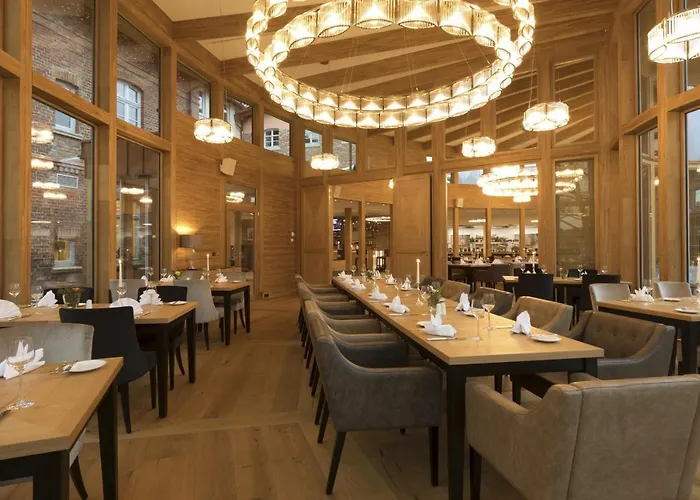 Brunnenhaus Schloss Landau Hotel 4*